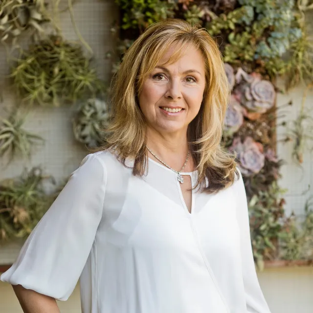 Dr. Christine Cohn, D.C.